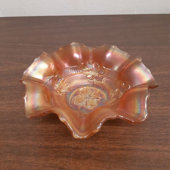 Vintage Carnival Glass Snack Bowl - Picture 2 of 5